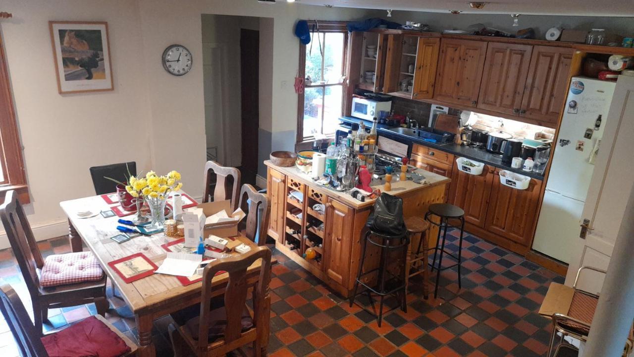 Annesley Park-Homestay Ap 都柏林 外观 照片